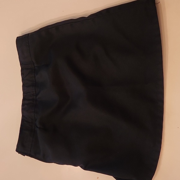 French Toast Black Uniform Skirt With Shorts Underneath Size 8 Adjustable Waist - Picture 2 of 5